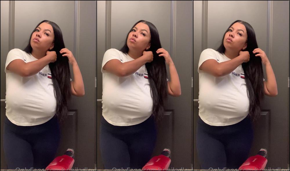 Lailathebrat Straitening My Hair