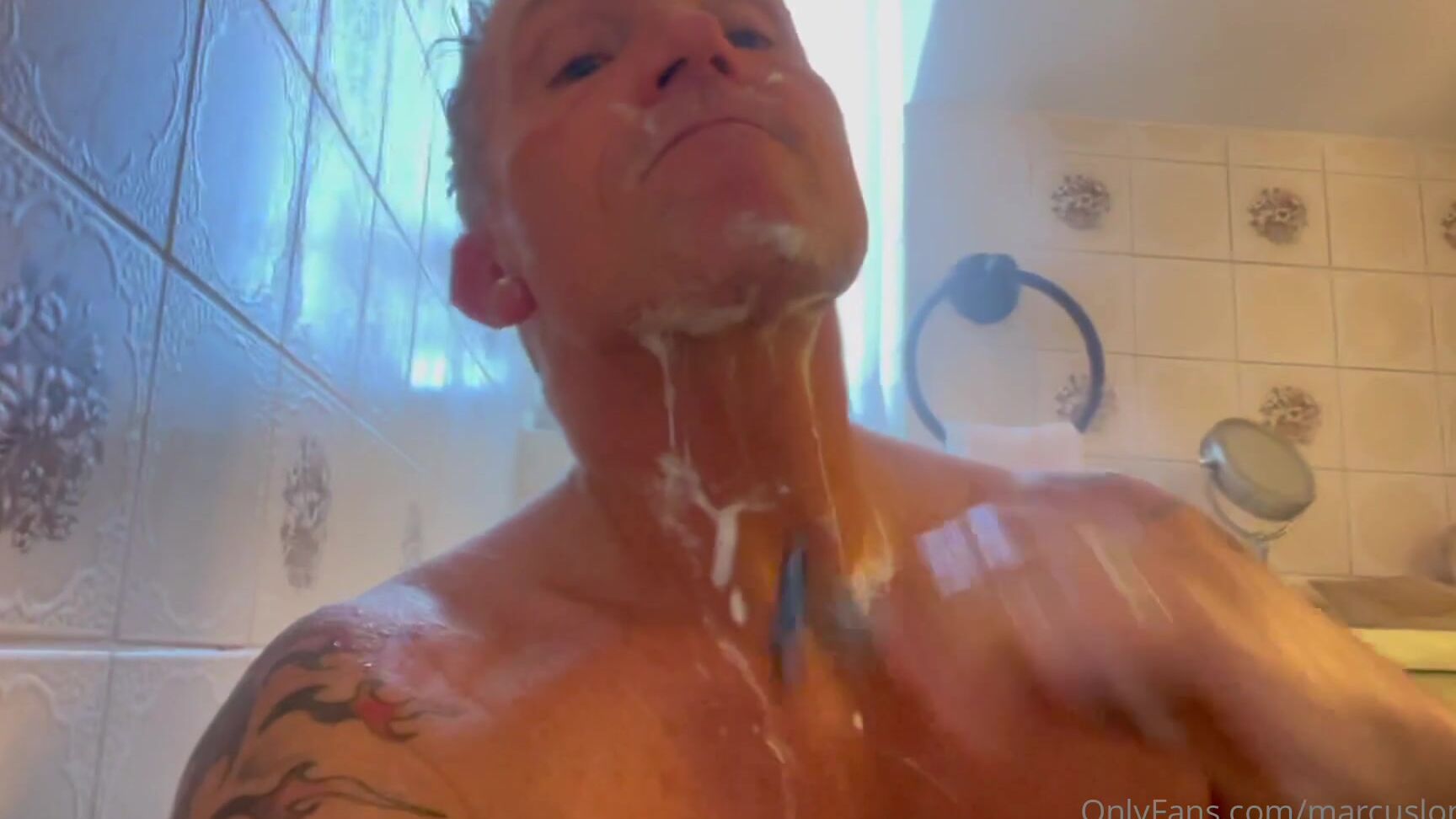 Marcuslondon Getting Ready To Hang And Shoot With Stormydaniels