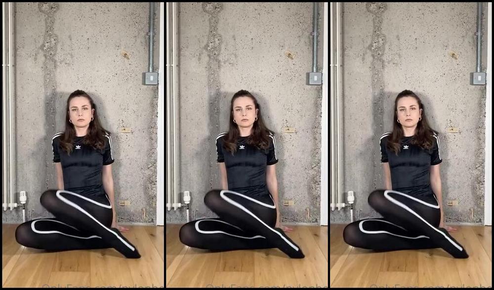 Nylon Bea Nicknamed Nylonbea Onlyfans Good Morning