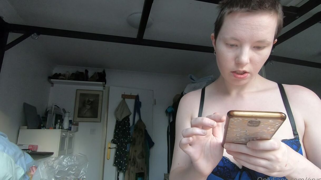 Erynrose This Whole Clip Is Basically Just Me Putting On