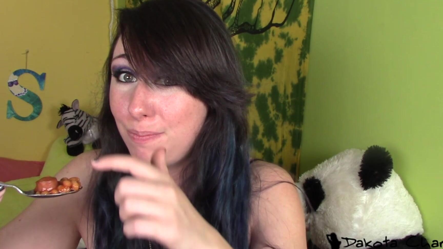 Dakotacharmsxxx Weiner Size Up