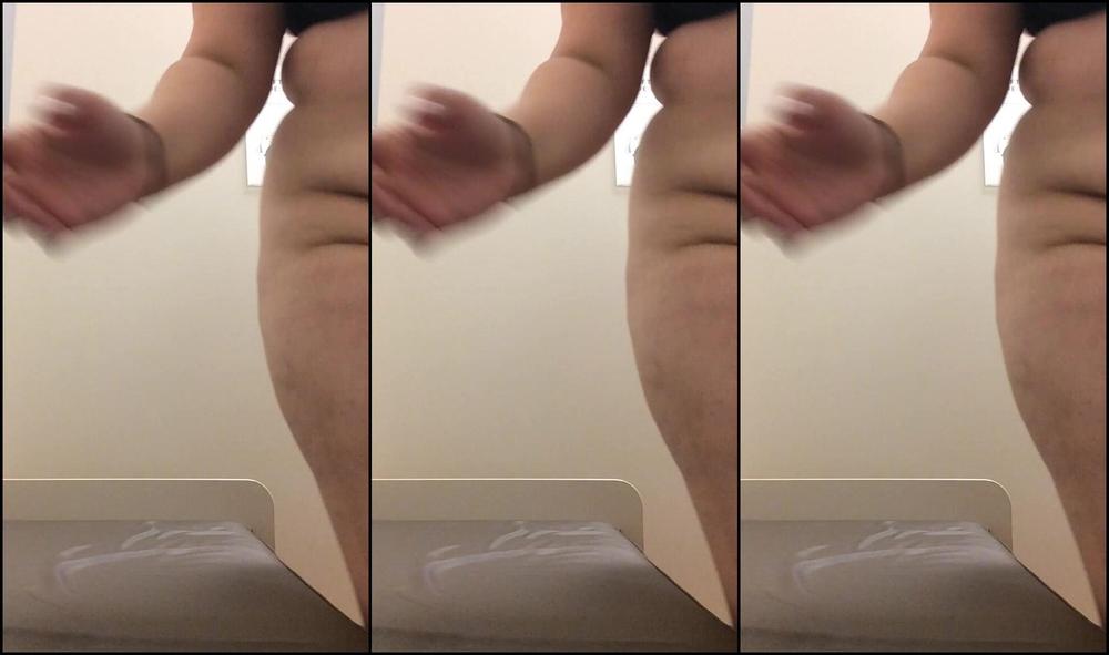 Missbustylatina Dressing Room Climax