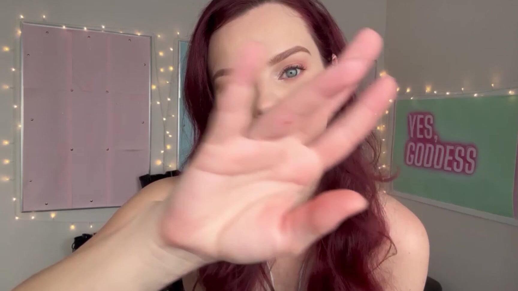 Cybercandace 3359393254 06 22 2024 Effortless Power It S Effortless How I Command Your Attention Using My Sultry Voice And Mesmerizing Eyes