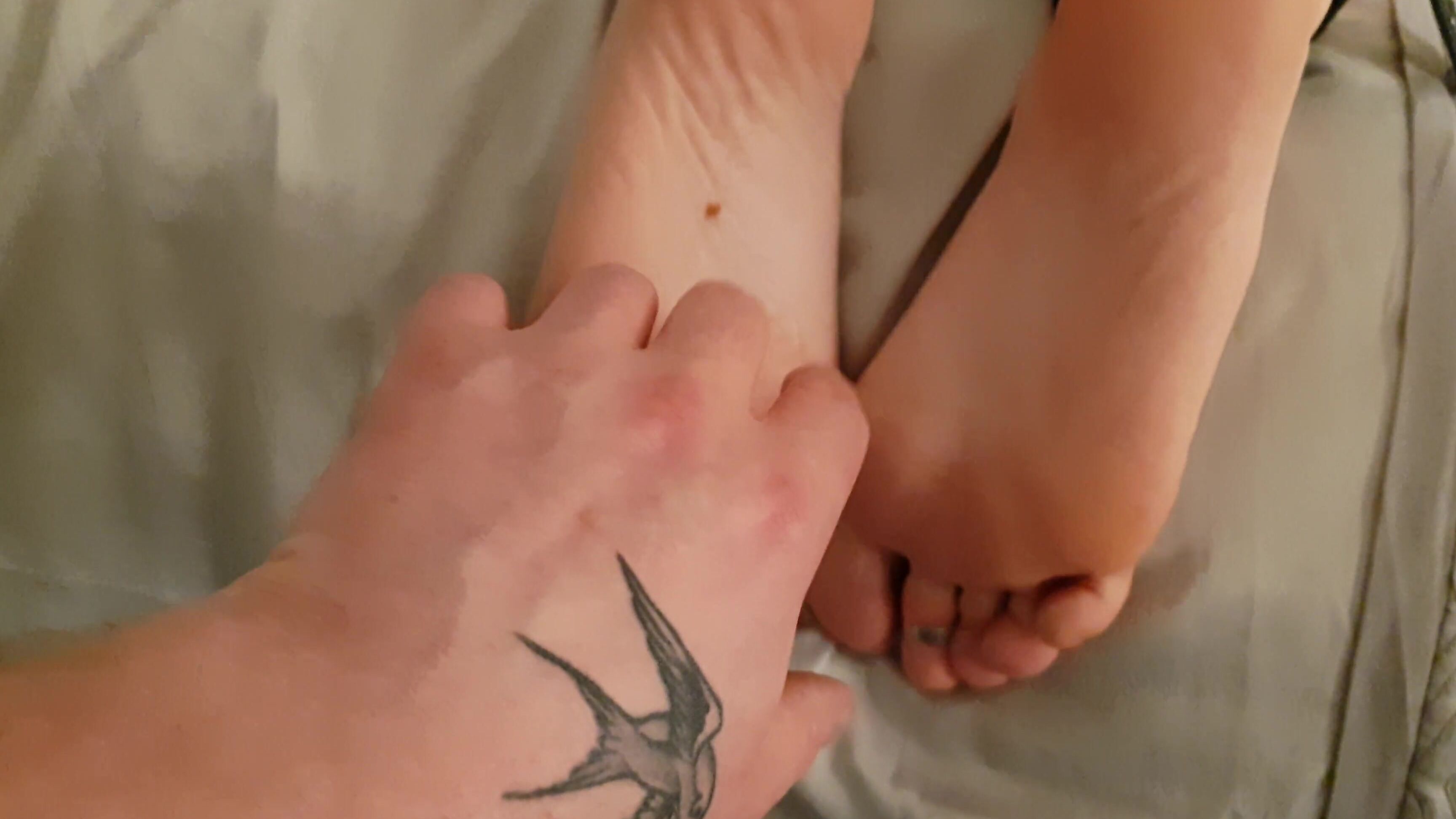 Louinheels My First Tickle Session