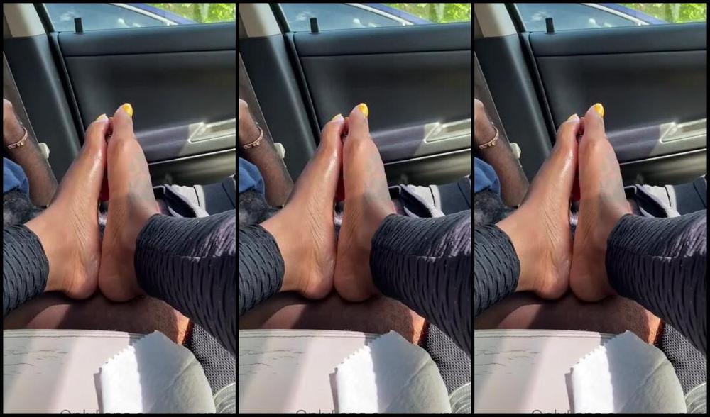 Rayystoes Nicknamed Rayystoes Onlyfans Squirter 1