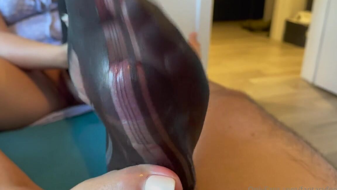 Cece S Fantasy Footjobs Aka Fantasyfootjobs Onlyfans Bare Or Nylon You Deserve The Best Of Both I Love Tratting Your Sensitive Head And Tormenting 1M