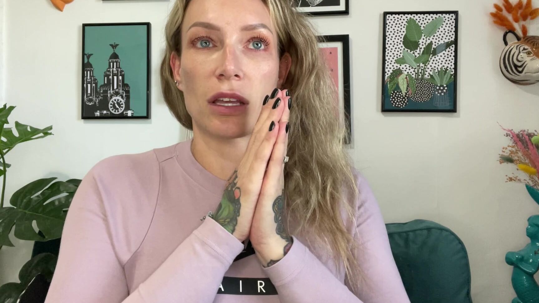 Ava Austen The Elephant In The Room What The Future Holds Please Watch Volume Up