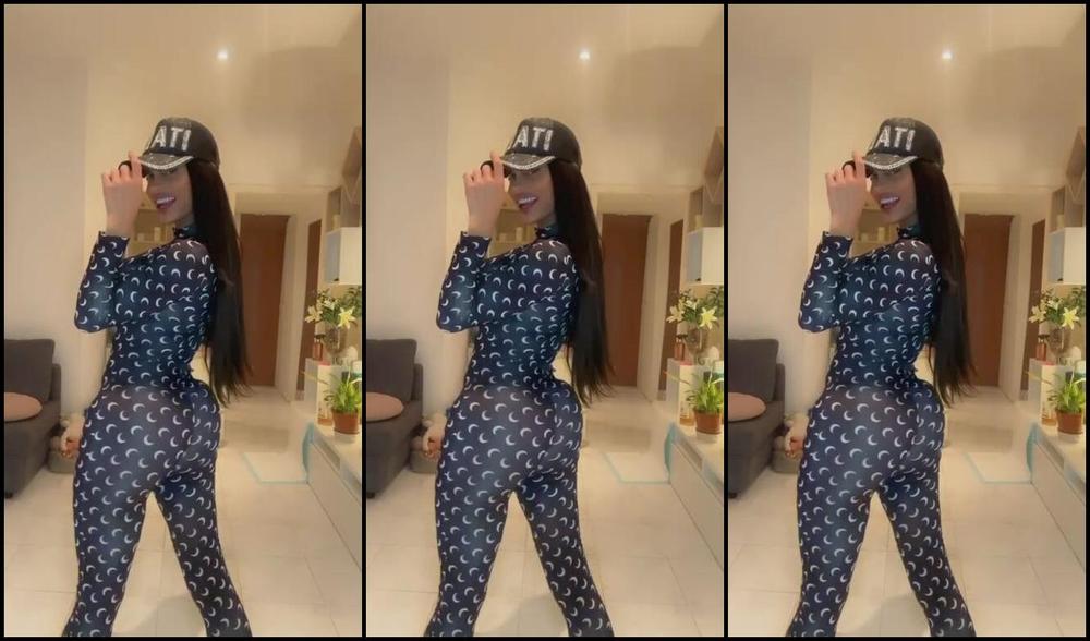 Magalylilith 3035183187 10 09 2023 How Many Spanks Do You Wanna Give This Juicy Ass