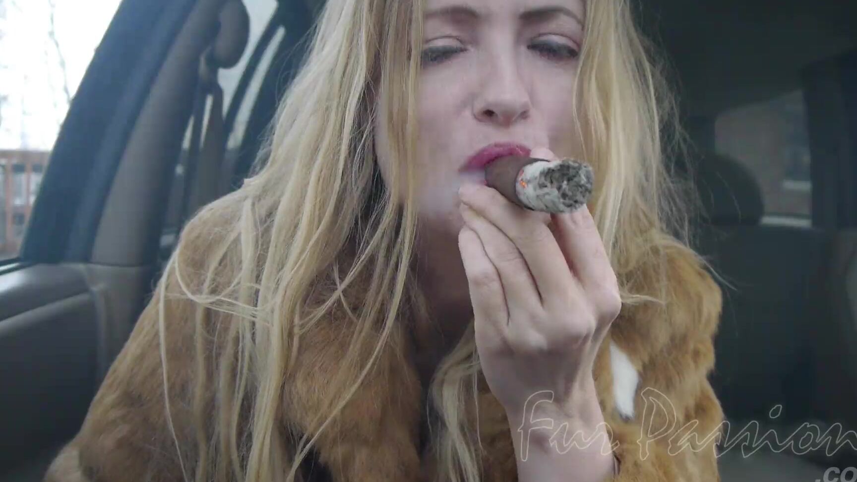 Kaitlink Last Cigar Of