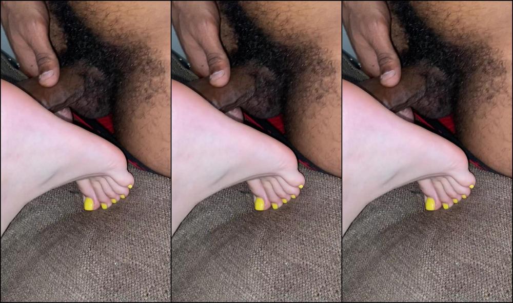 loadedsoles-10-04-2021-2079380016-getting-my-soles-fucked-and-cum-over