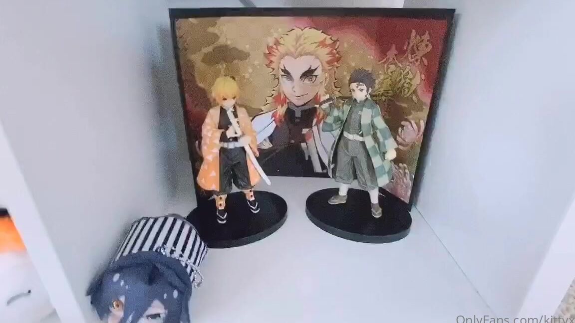 Kittyxkum Apartment Tour Here S A Look At My New Place