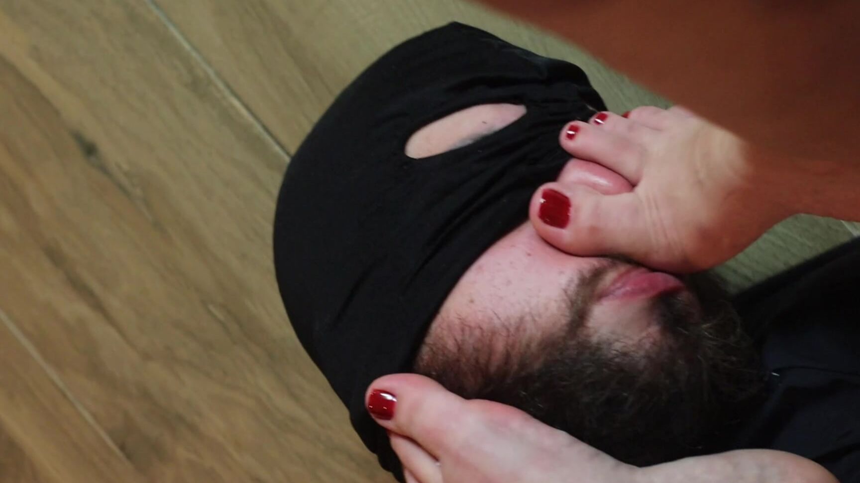 Queen Missy 2620500424 09 29 2022 Adorando Minhas Botas Sendo For Ado A Cheirar Meu Chul Apanhar Dos Meus P S E Depois Ser