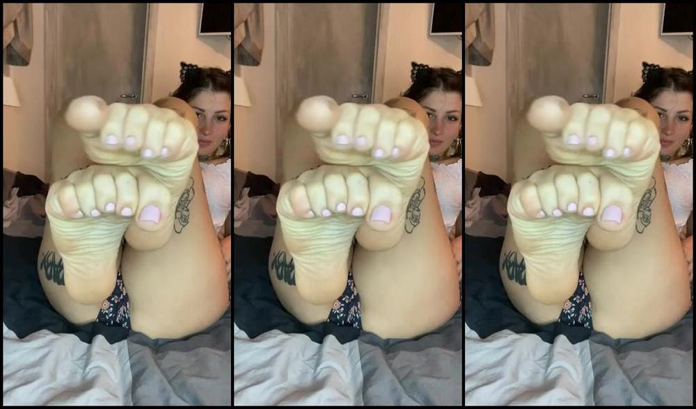 Tokyoinkft Onlyfans I Miei Piedini Nudi Vi Provoco Per Caso Con Queste Paroline Che Vi Dico