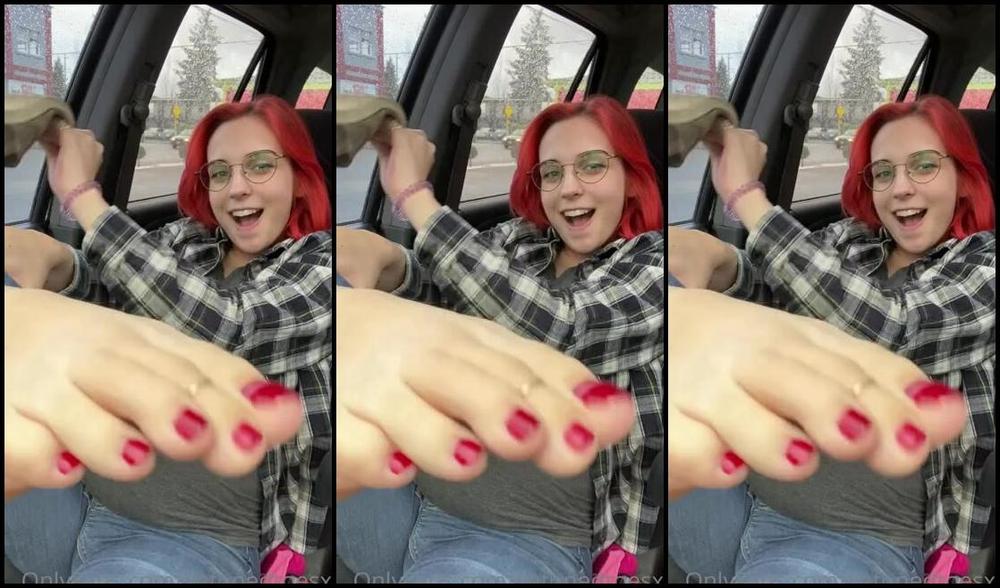 Ashleylottsxo Onlyfans Teasing You In Public Is One Of My Favorite Pass Timesp