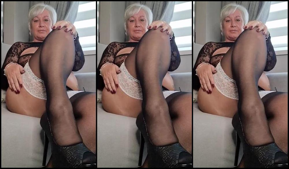 Misslexsi Nicknamed Misslexsi Onlyfans Good Evening My Litte Fan Club Let Me Help You Relax This Evening