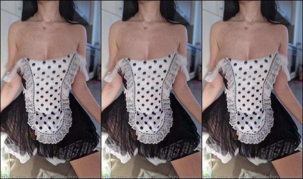 Atomicbrunette18 1 216