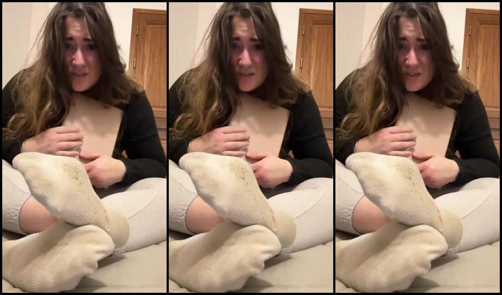 Yourdiamondvip Onlyfans Pov Ho Scoperto Il Mio Fratellastro Fissare I Miei Piedi Che Schifo Se Vuole Che Non Lo Dica