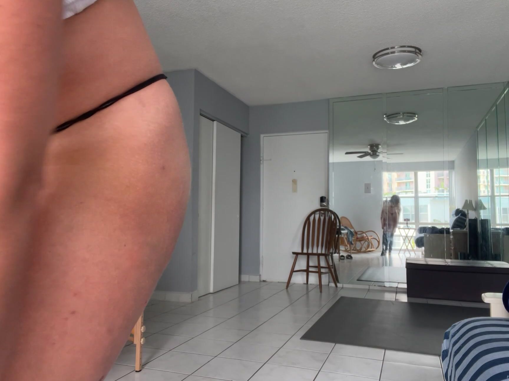 Bigduchvip 3110068067 12 02 2023 Jeans Try On