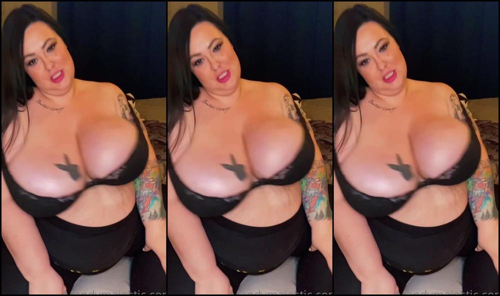 Mandymajestic Total Titty Bounce