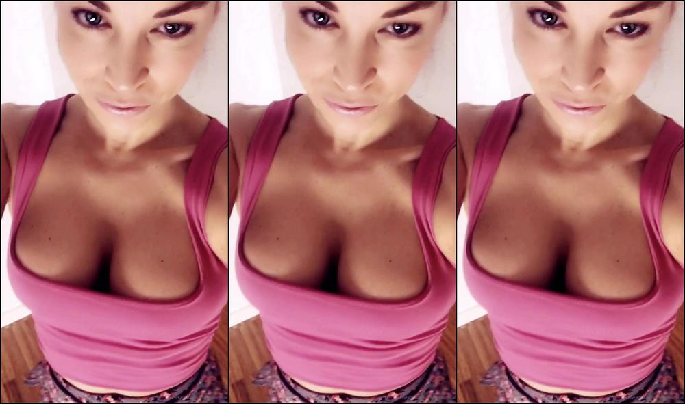 Candycurvesofficial Do You Want Dance