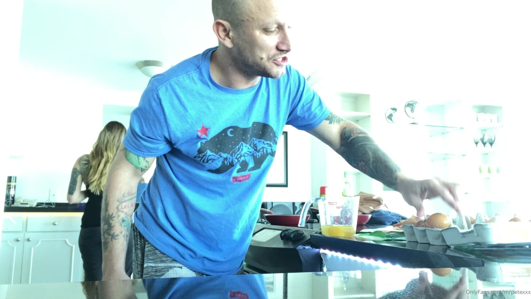 Mrpetexxx Mr Pete Does Breakfast I M Retarded When I Drink