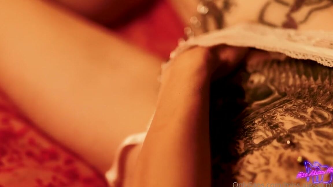 Missalessamilano Onlyfans My Thong Is Pure Wet Lie On A Romantic Bed My Eyes Were Tied And Necklace