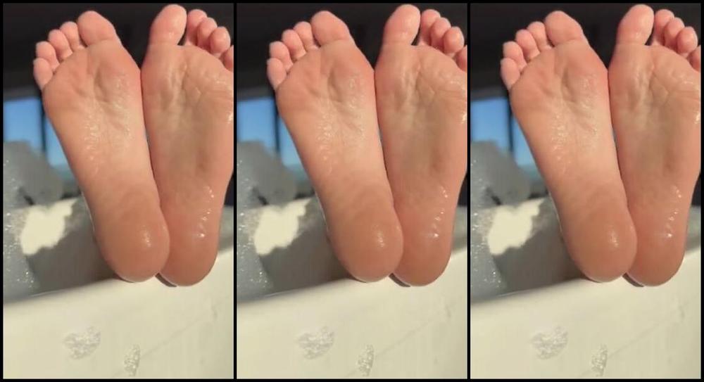 Nicholeivory Onlyfans Soles And Bubbles
