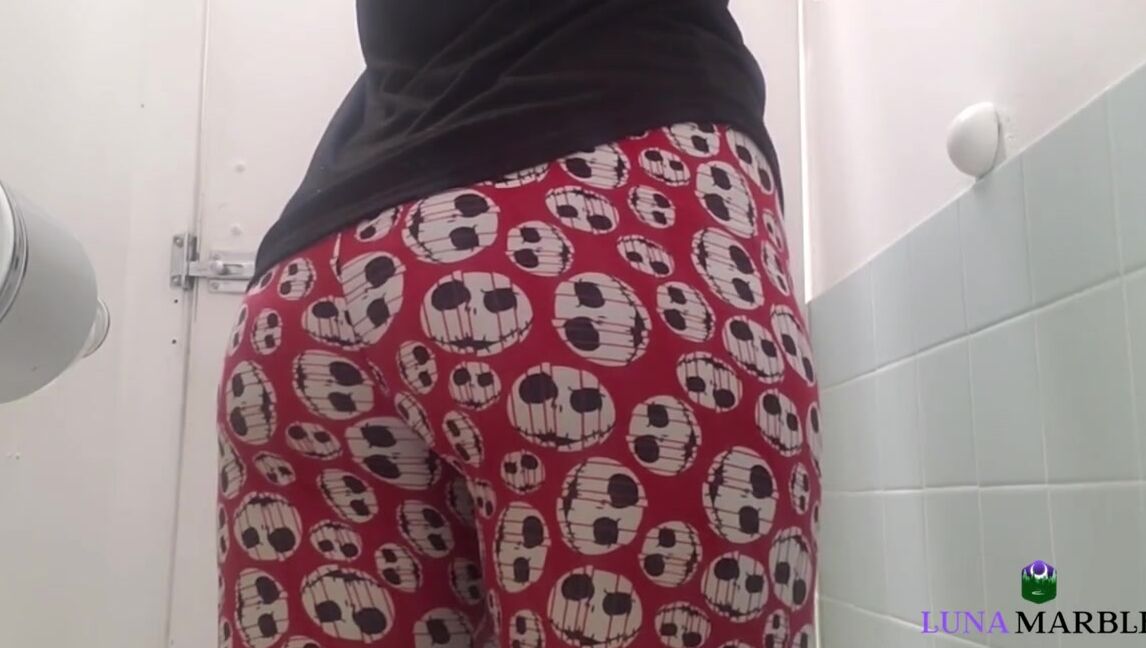 Luna Marble Nicknamed Luna Marble 04 25 2023 Onlyfans Video Graveyard Shift Work Toots