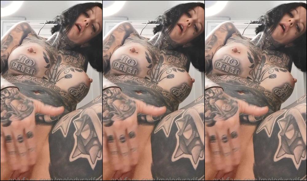 Melodyradford Sexy Dance And Fingering My Pussy