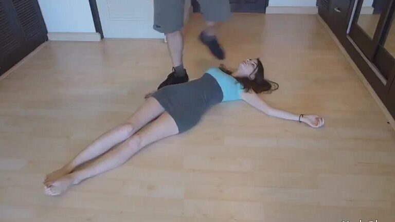 Kayla Obey Power Of Three Vampire Huntress Ko P