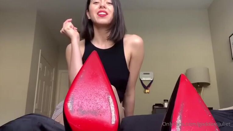 Goddess Juliet Nicknamed Goddessjuliet Onlyfans Happy Monday Video For My Fans See Losers I Can Be Shcherous Too R5A