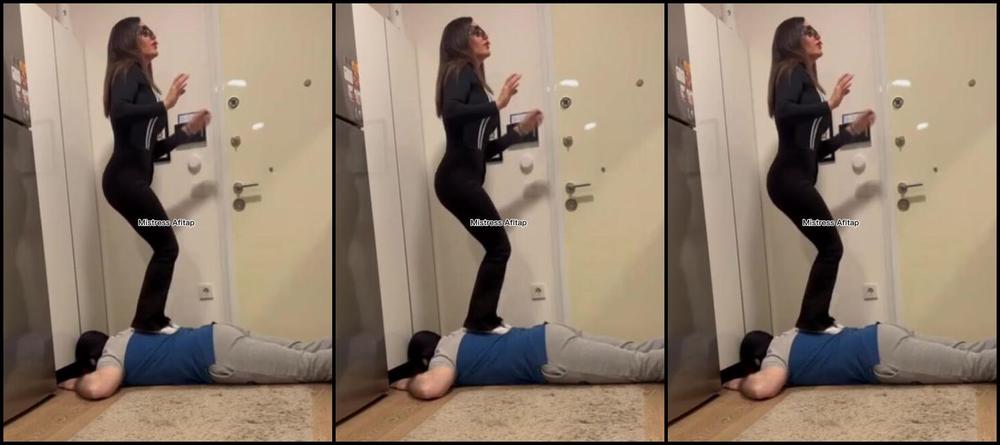 Onlyfans Model Mistress Afitap Aka Mistressafitapsultani Love Dancing Especially On My Slave Malko 7