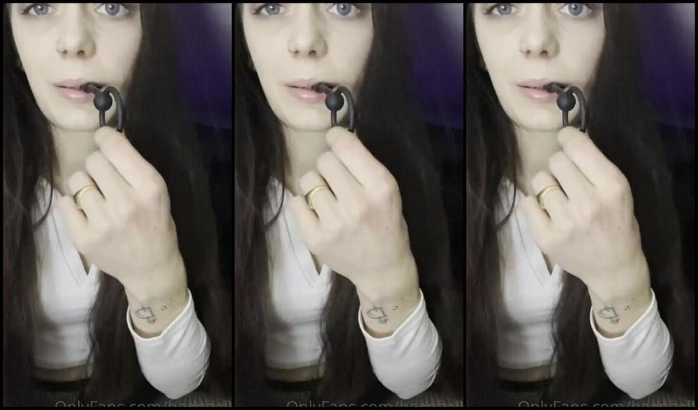 Goddessgaelle Nicknamed Badgaelle Onlyfans Des Fans De Sonde Dans L Urtre Si Oui Je Veux Que Vous Me Contactiez En Priv Histoire De S Amuser