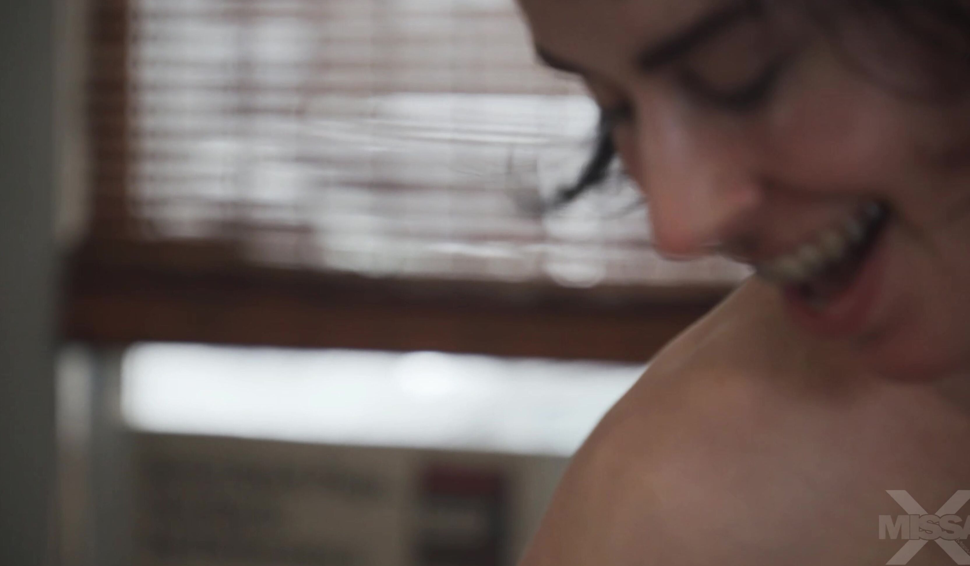 Olive Glass Missax Heartburn Sc1