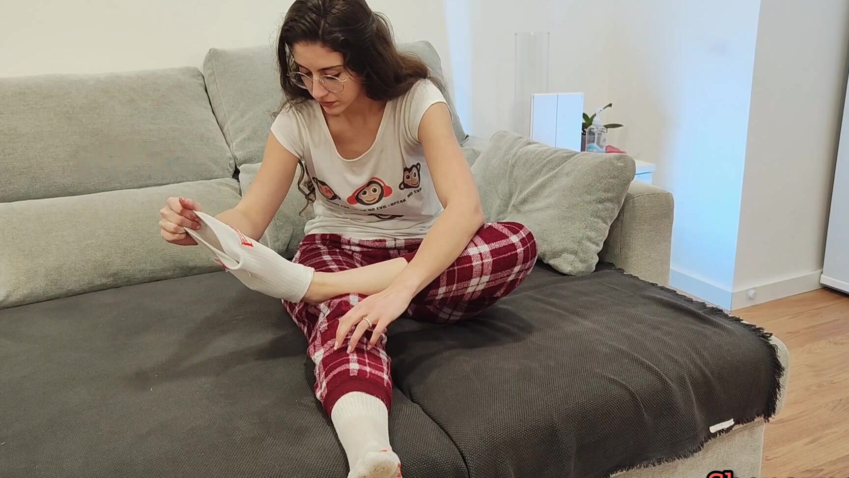 Shanaxnow Sucking My Toe In The Morning Feels Good Foot Fetish Toe
