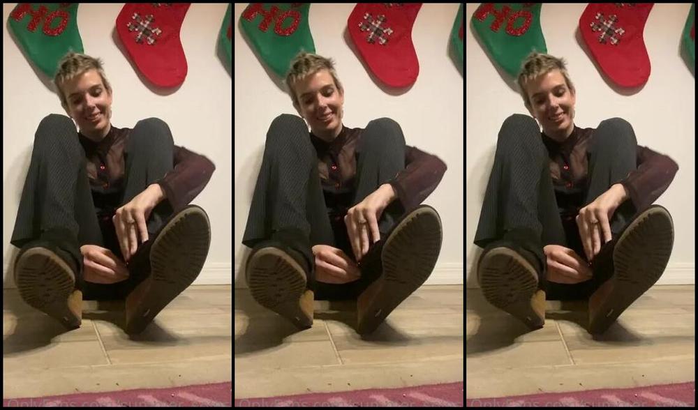 Summer Solesis Nicknamed Summer Solesis Onlyfans Sweaty Stuff Happening Here Lol