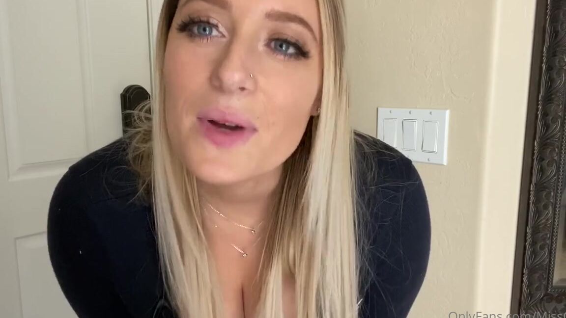 Miss Cassi Nicknamed Misscassi Onlyfans School Nurse Lice Check Asmr Hope U Like It