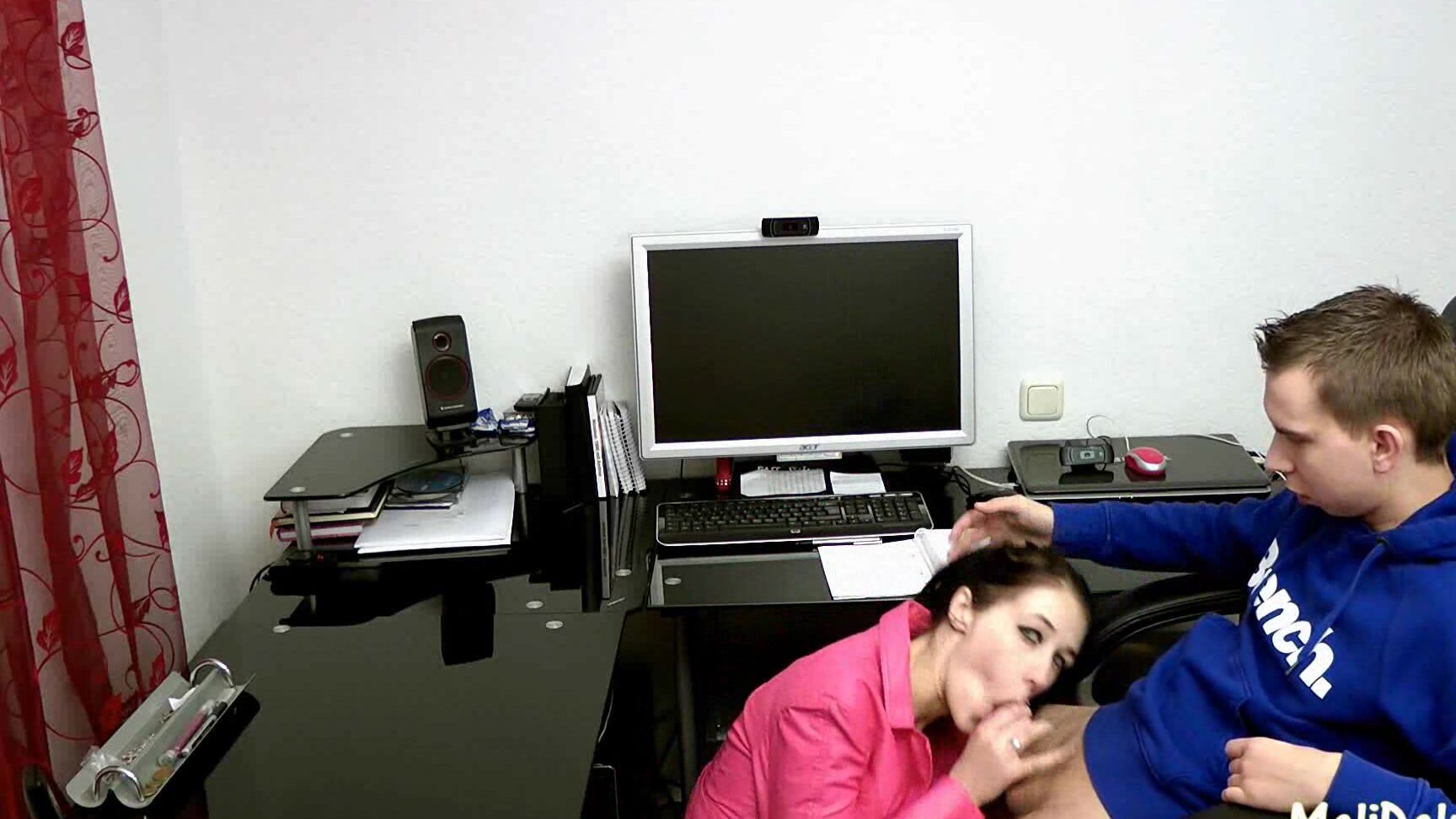 melideluxe nachhilfe mit fr hreifem studenten MyDirtyHobby