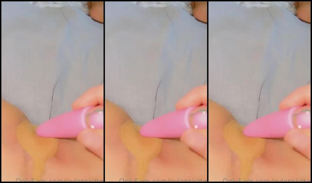 Nylonskitten Nicknamed Nylonskitten 03 31 2022 Onlyfans Video This Pair Is Now What I Consider Ready Recipe For Perfect Preloved Tights 1