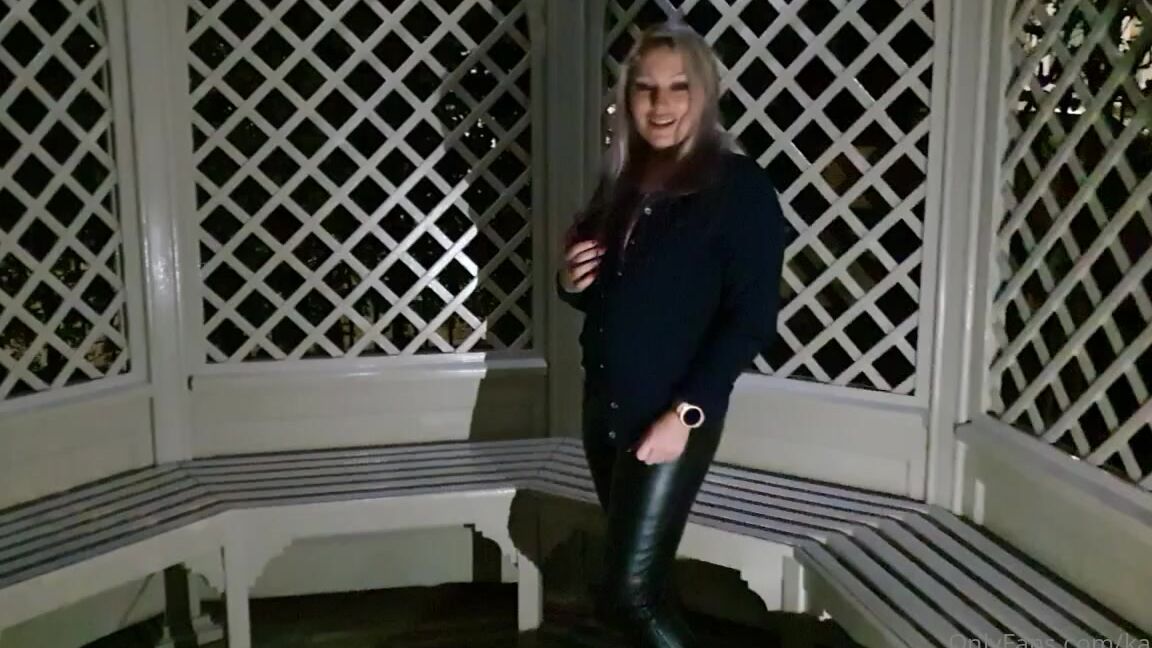 Kaz B Nicknamed Kazbxx Femdom 12 16 2020 Onlyfans Video Outrageous Well At Least Its A Socially Distanced Shoot