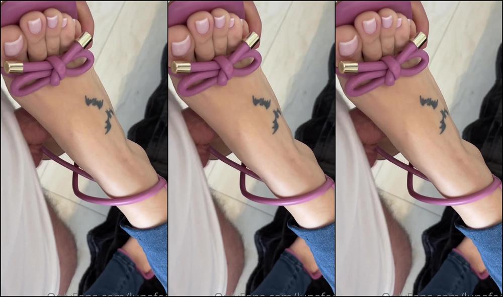 Lunafeet Footjob With High Heels