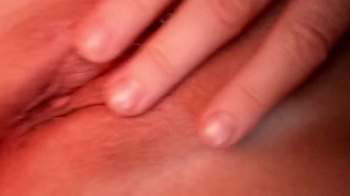 Bastienne Cross Nicknamed Bastiennecross Onlyfans One Minute Of Close Up Wet Pussy Fingering Asmr