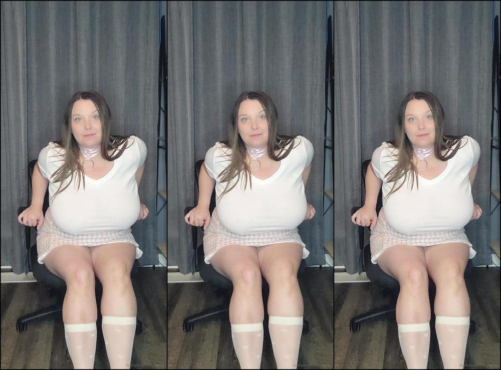 Elle Nextdoor Break Up With Your Girlfriend