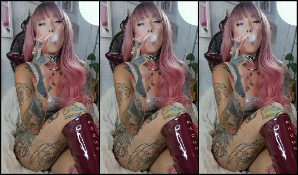 Queen Kinkerbell Nicknamed Kinkerbell23 Onlyfans You Heard Me Right Spark Your Cigarettes Up And Make Sure Your Enjoying The Day With