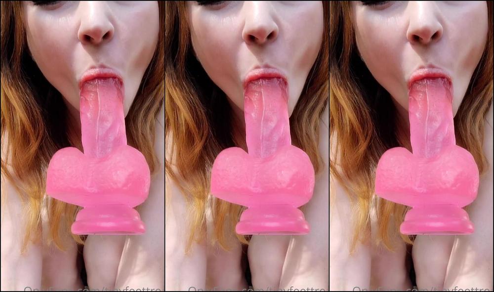 Tinyfeettreat Xxx Outdoor Dildo Fucking And Squirt While N