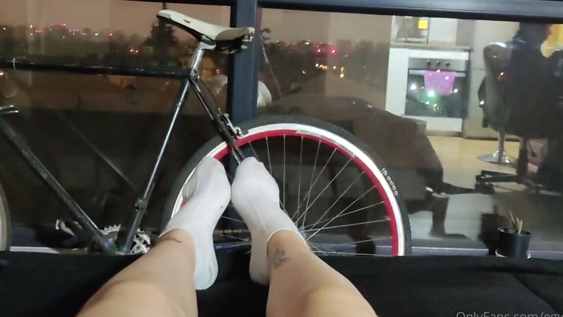 Egyal Storm Aka Egyalvip Onlyfans Check How Are My Feet After This Party Hard Night 1