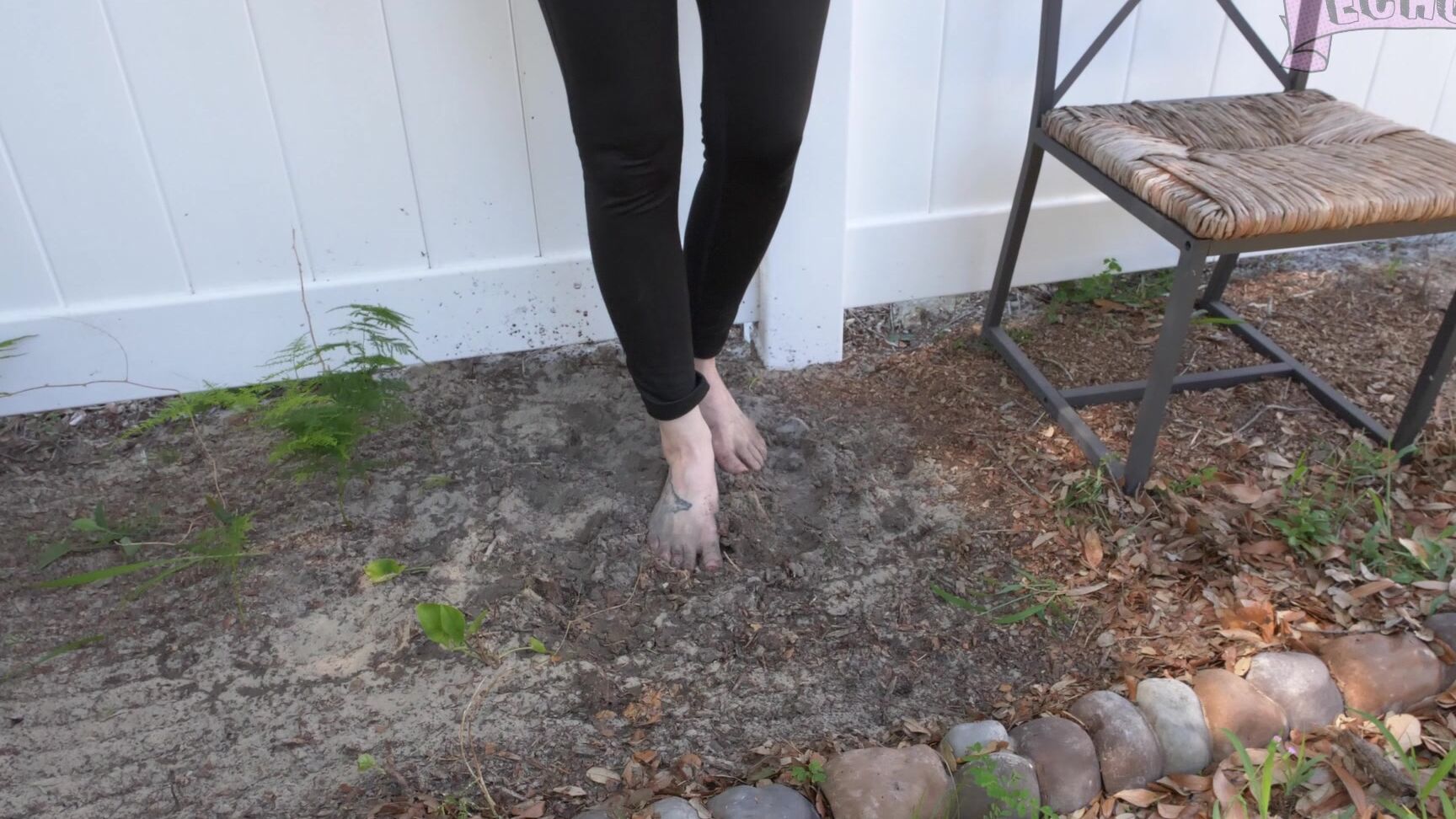 Echo Noir Dirty Feet Licking Manyvids