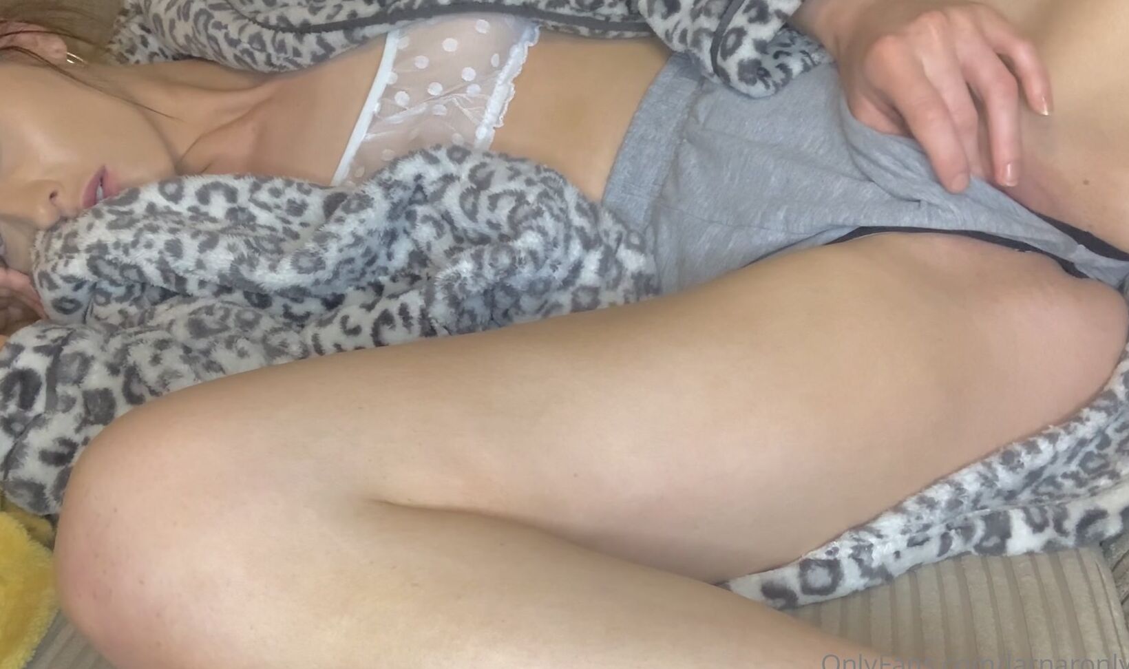 Larnaronlyfans Day Of My No Cum Challenge Woke Up From A Nap And My Shorts Were Wet My Pussy