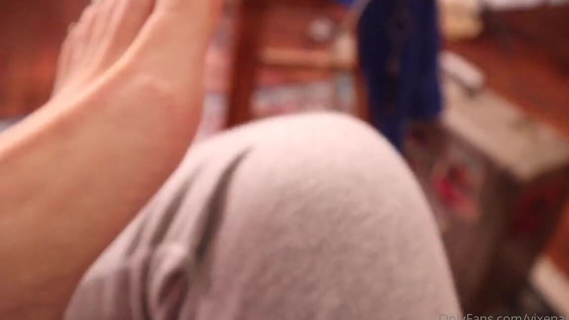 Vixenarches Onlyfans Video 56