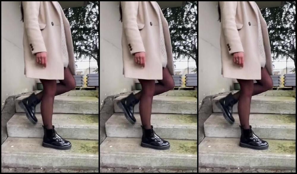 Goddessmona 91 Onlyfans Glaub Mir Hier Riecht Es Perfekt Was Gefllt Dir Besser Meine Schwitzigen Sneaker Socken Oder Meip